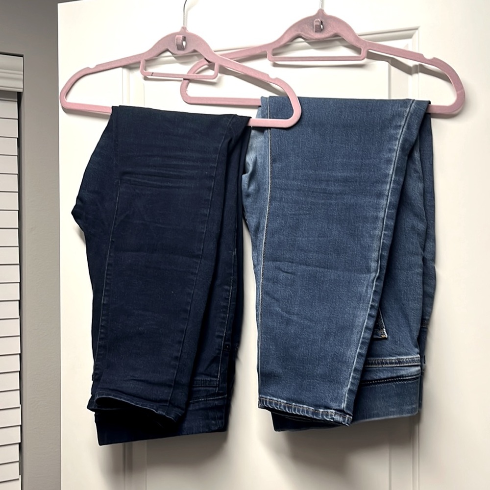 2 Bundle Old Navy Denim Jeggings (16 women)